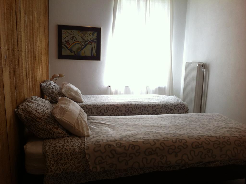 Guest House Backhouse บรัสเซลส์ ภายนอก รูปภาพ